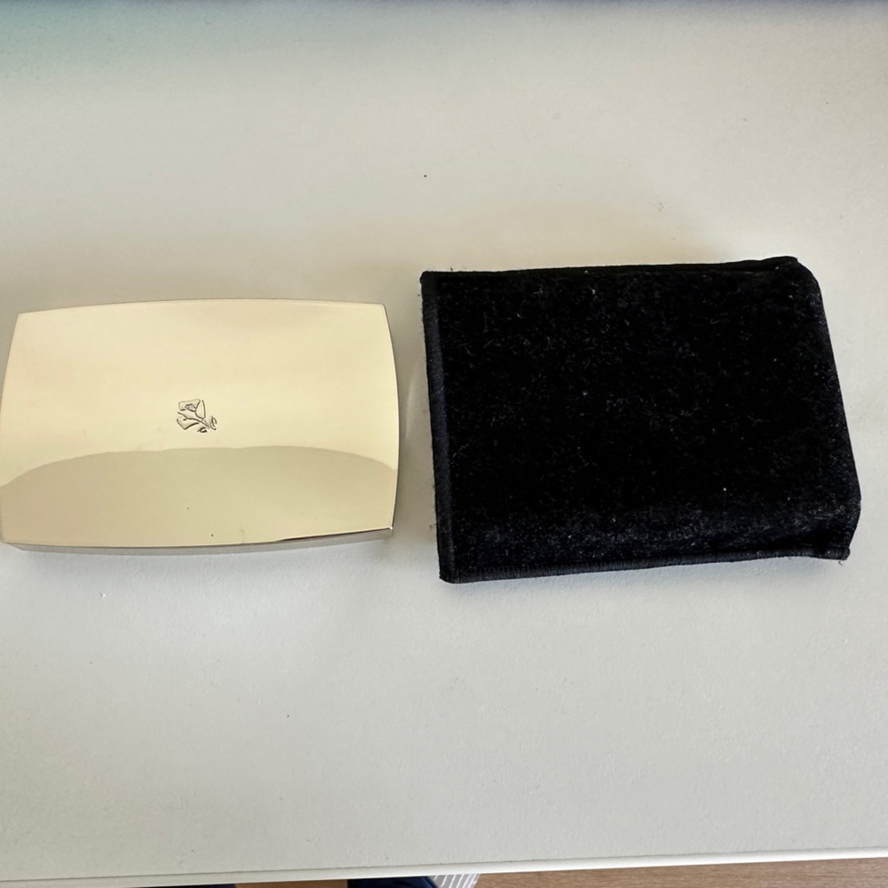 Lancome absolue compact foundation